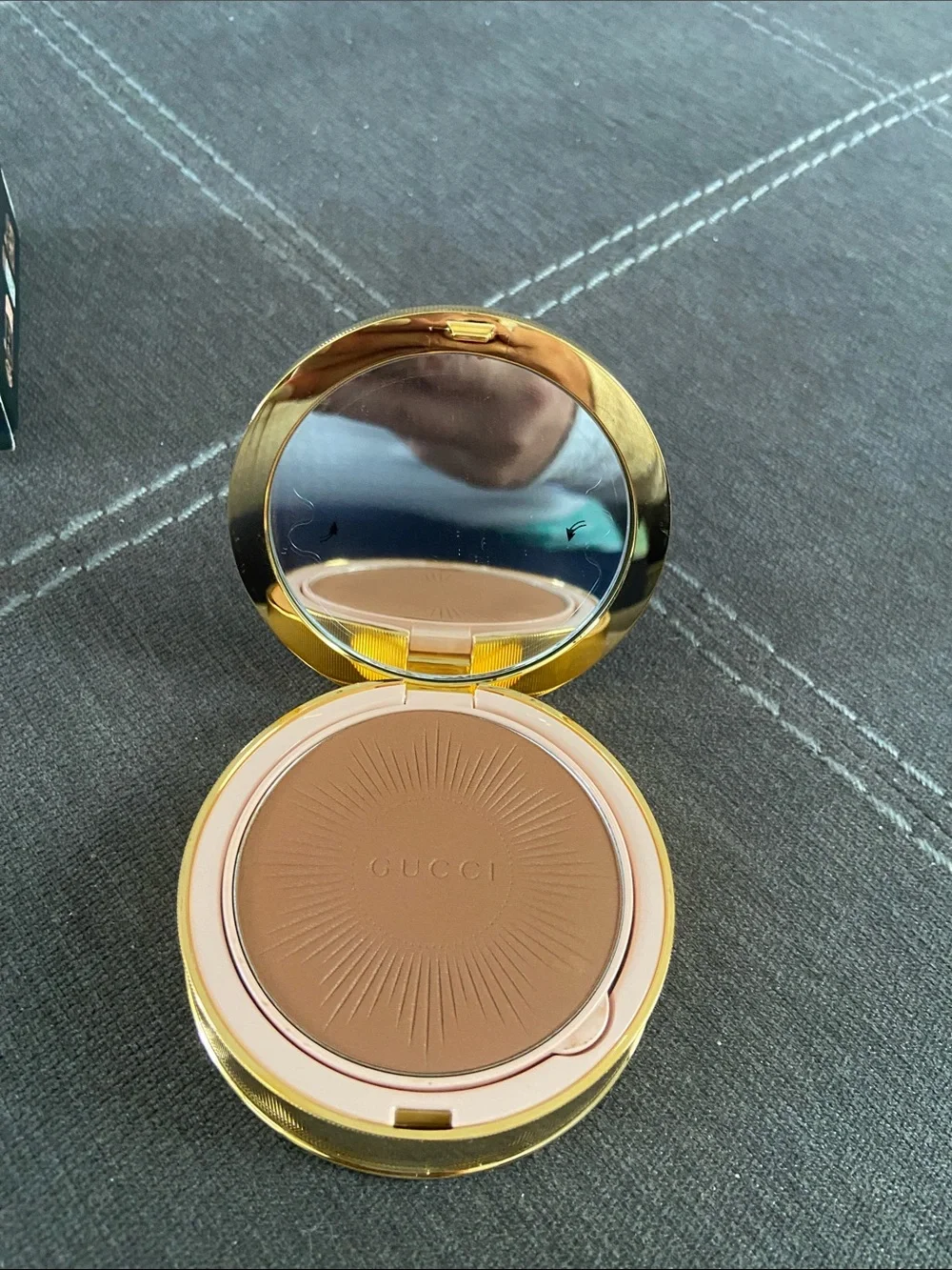 Gucci Matte Powder Compact - Beige Brown & Gold